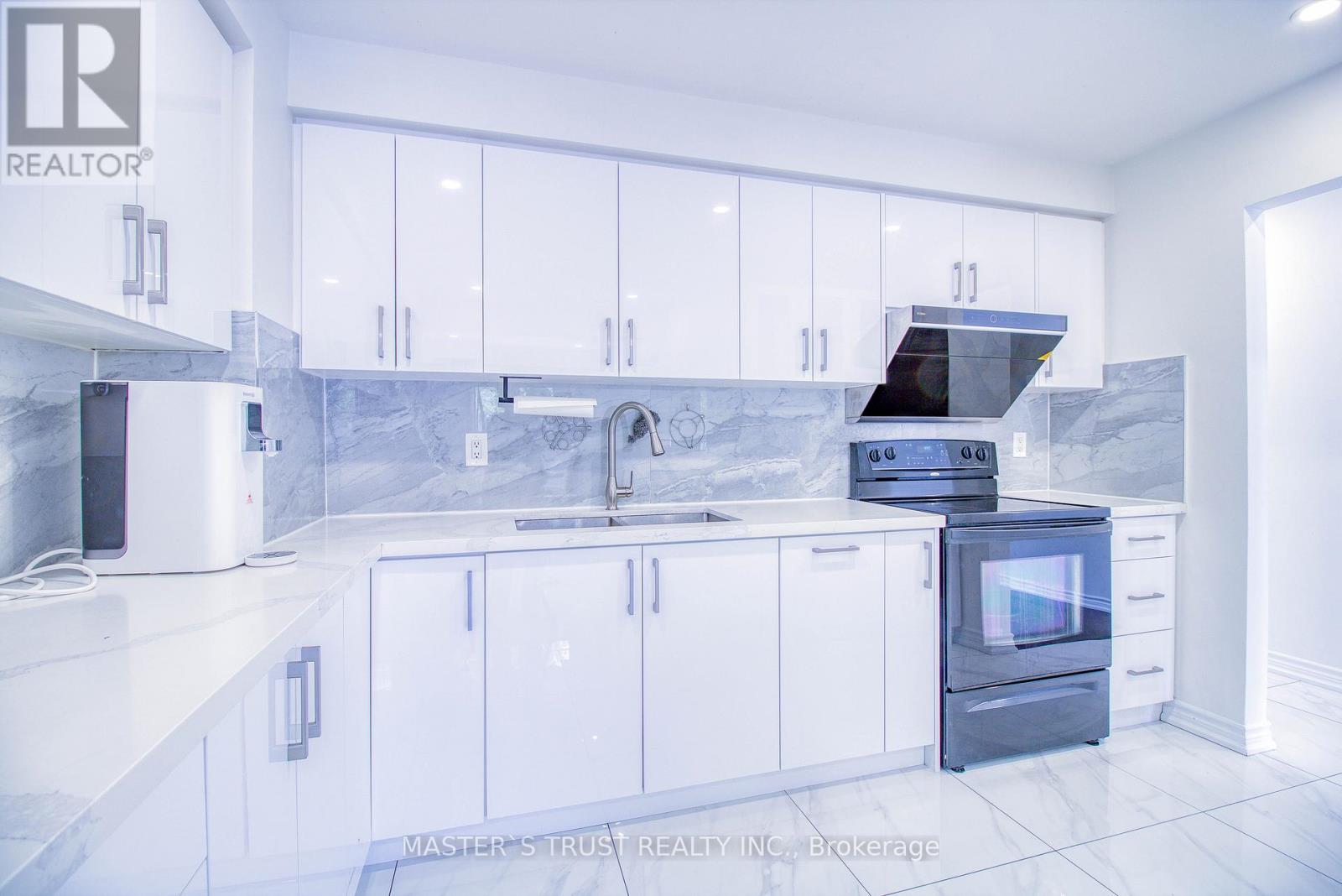 ##38 24 FUNDY BAY BOULEVARD - 7