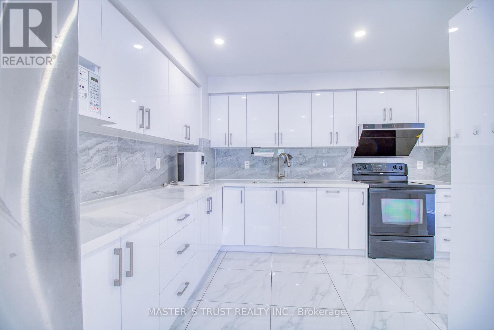 ##38 24 FUNDY BAY BOULEVARD - 8