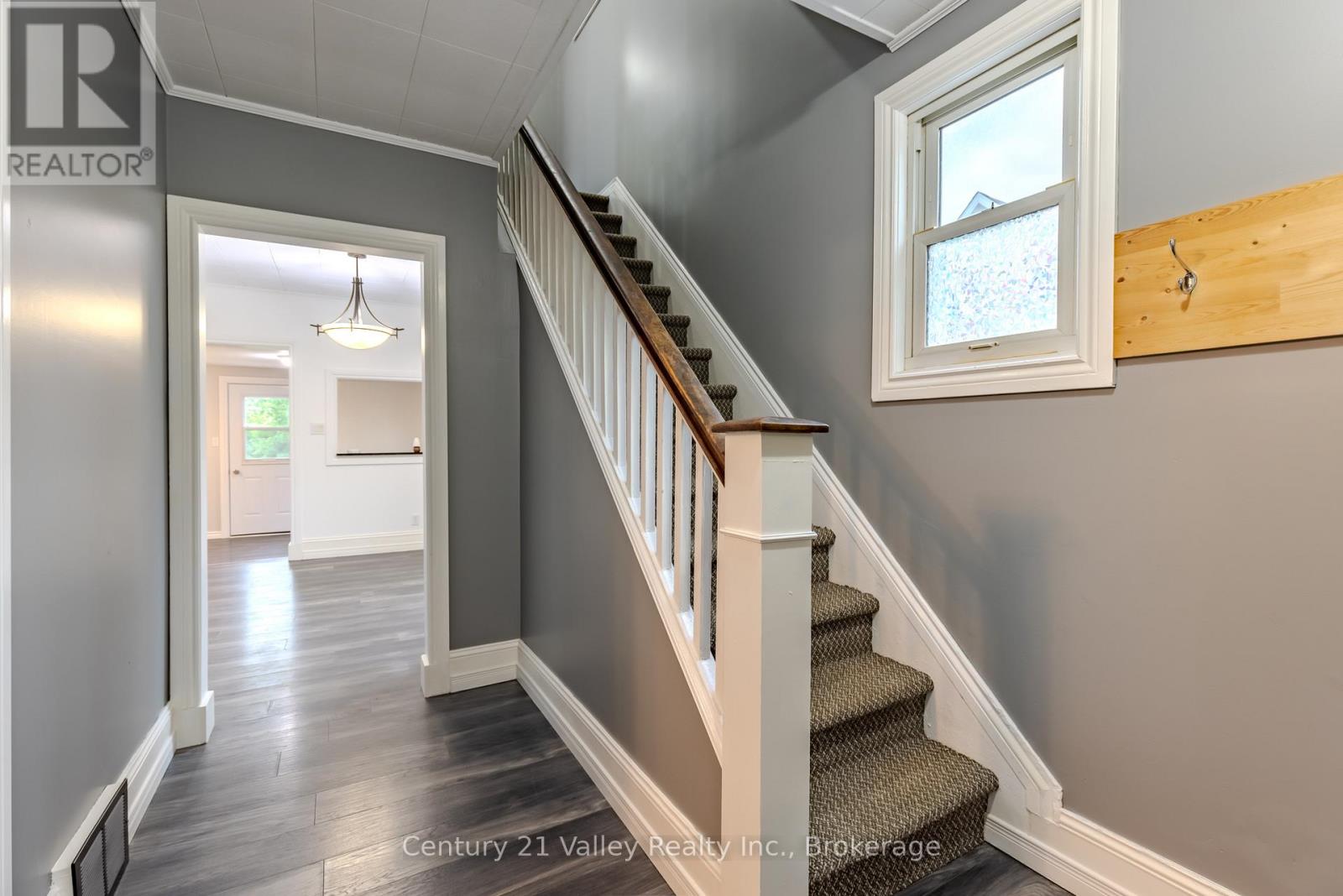 127 JENNET STREET - 17