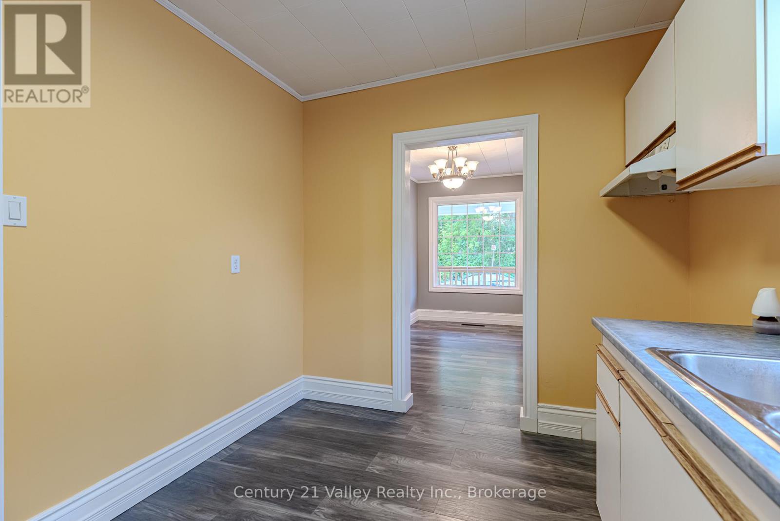 127 JENNET STREET - 24