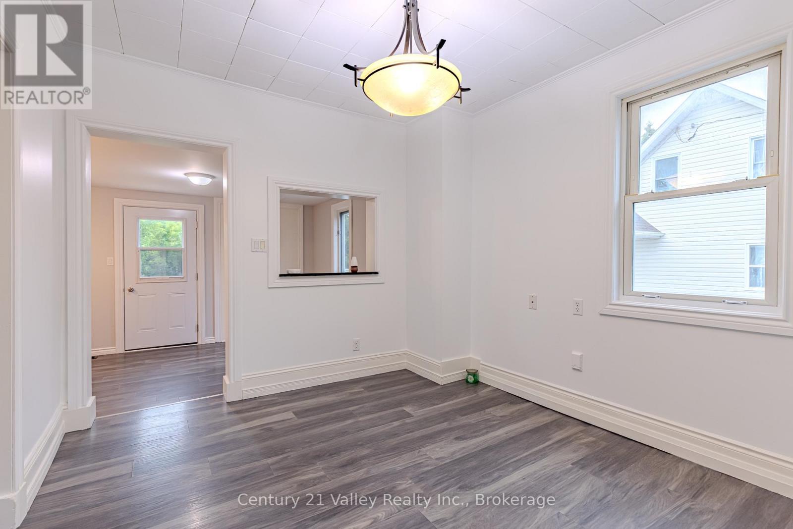 127 JENNET STREET - 25