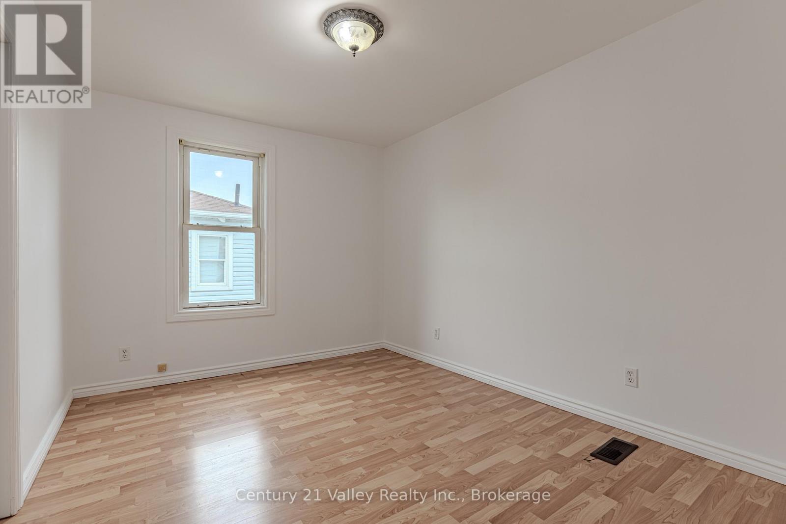 127 JENNET STREET - 39