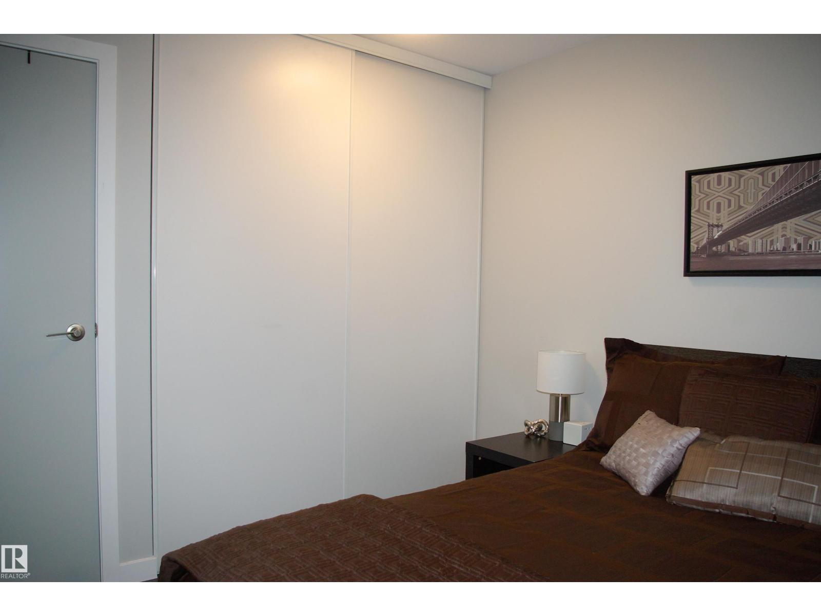 #27 9505 176 ST NW - 22