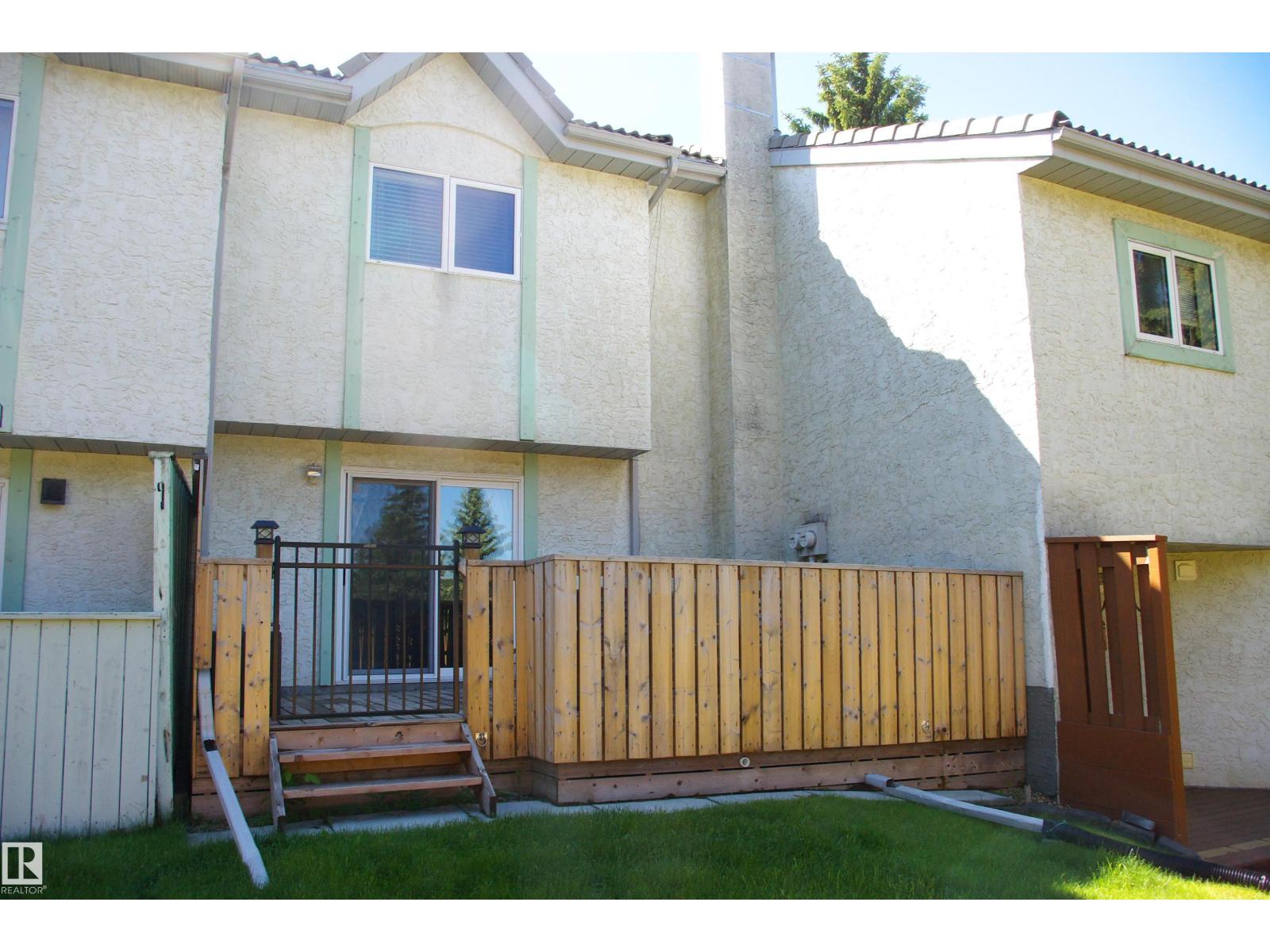 #27 9505 176 ST NW - 10