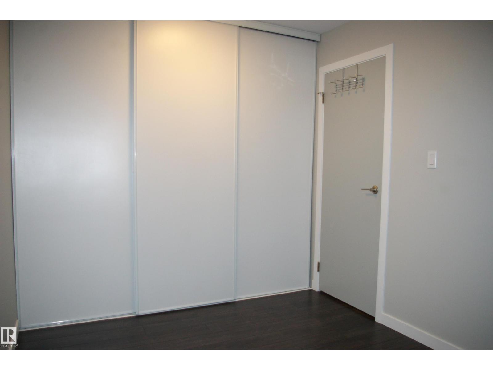 #27 9505 176 ST NW - 24