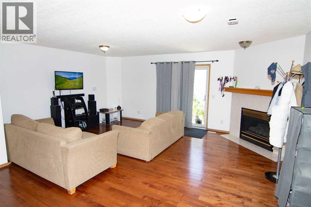 3850 Catalina Boulevard NE - 10