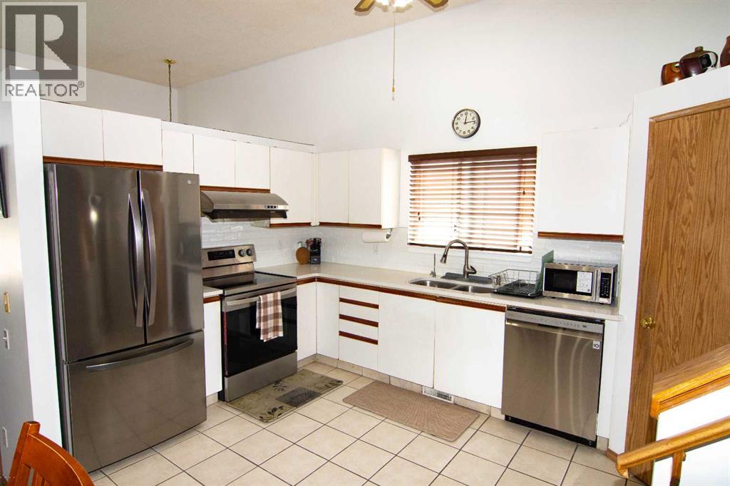 3850 Catalina Boulevard NE - 7