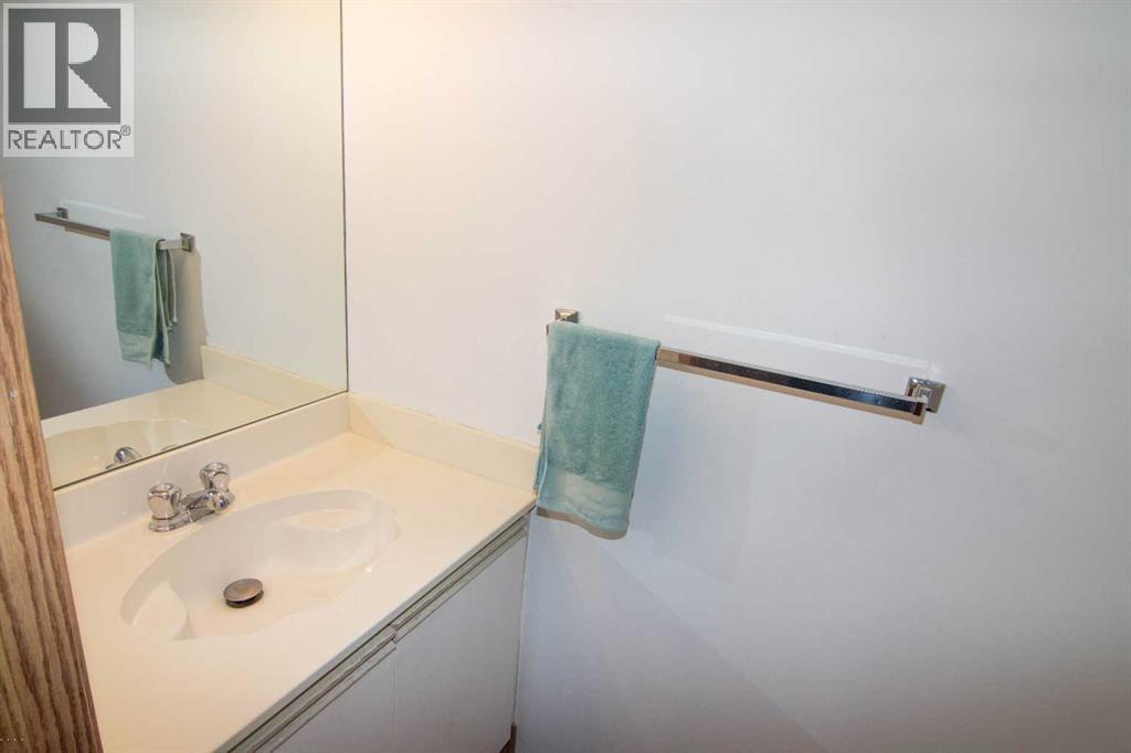 3850 Catalina Boulevard NE - 14