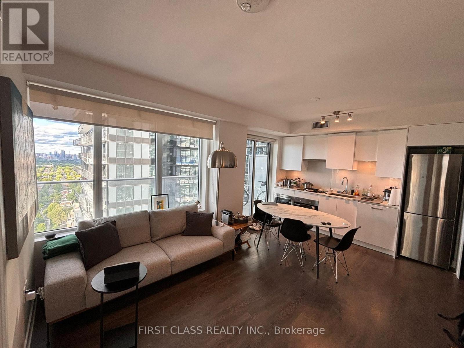 Photo of 99 Broadway Avenue