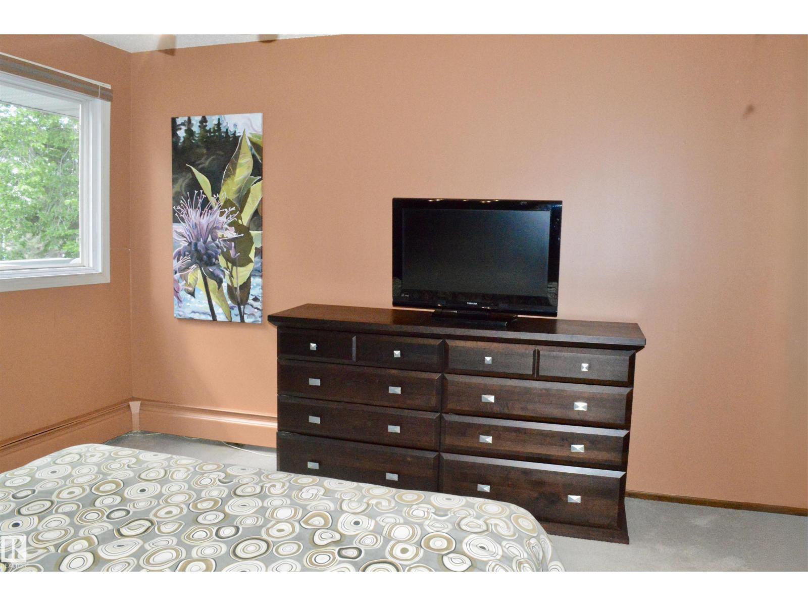 #302 10335 118 ST NW - 26