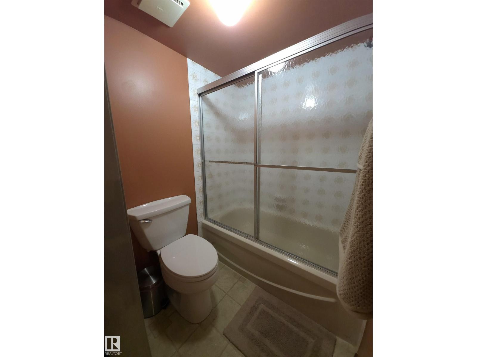 #302 10335 118 ST NW - 29