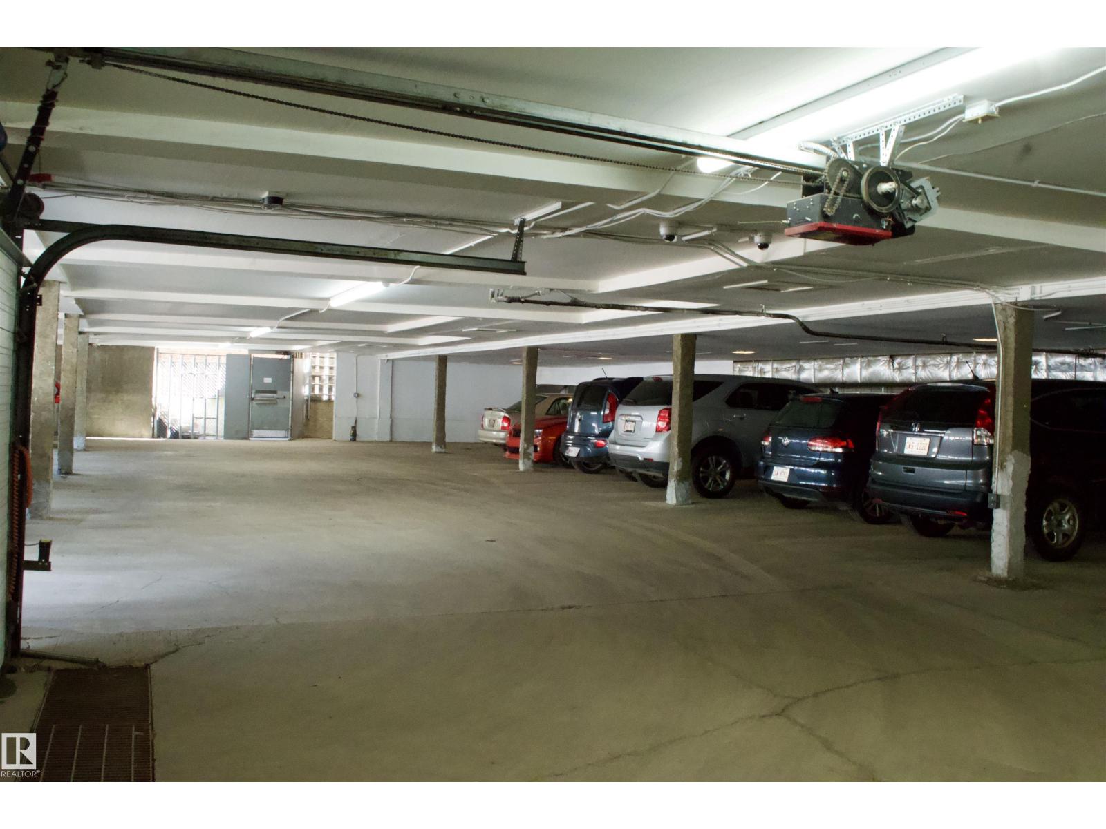 #302 10335 118 ST NW - 40