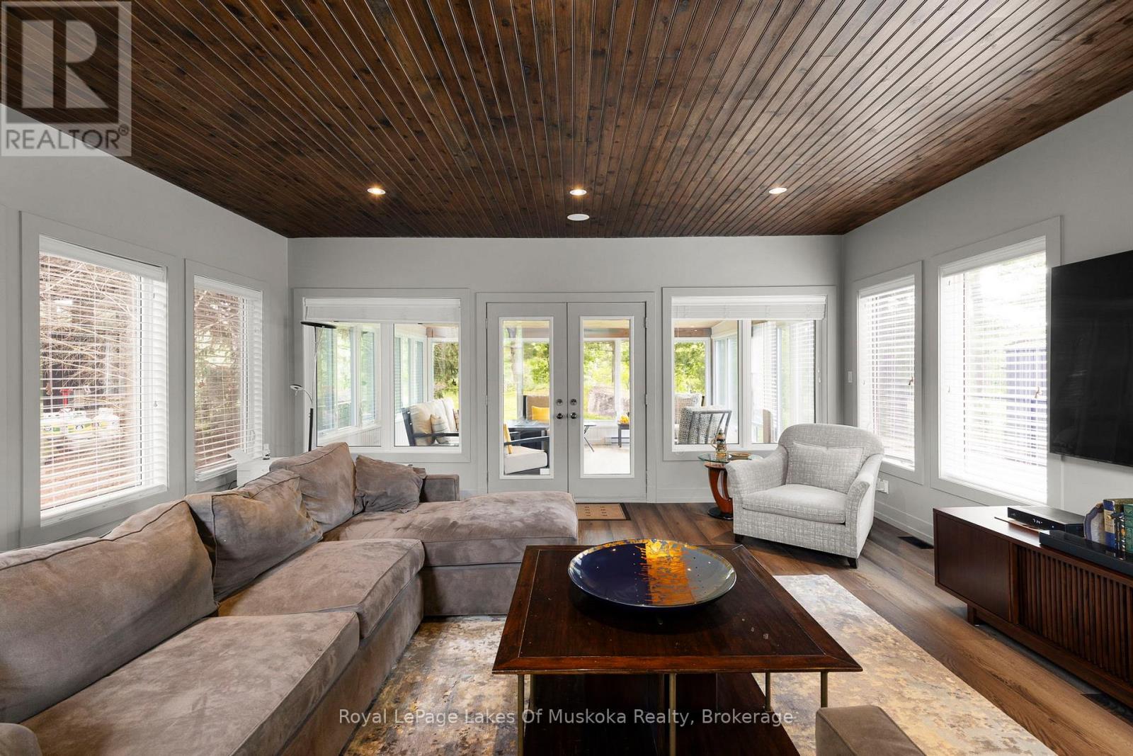 76 CARRICK TRAIL - 17