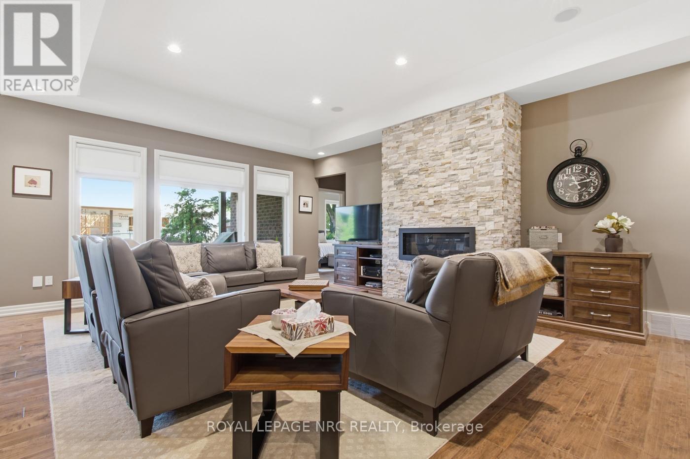 167 WELLAND ROAD - 14