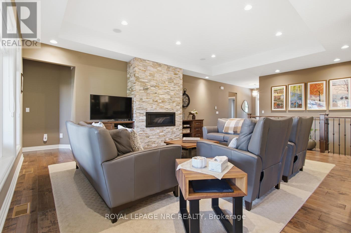 167 WELLAND ROAD - 17