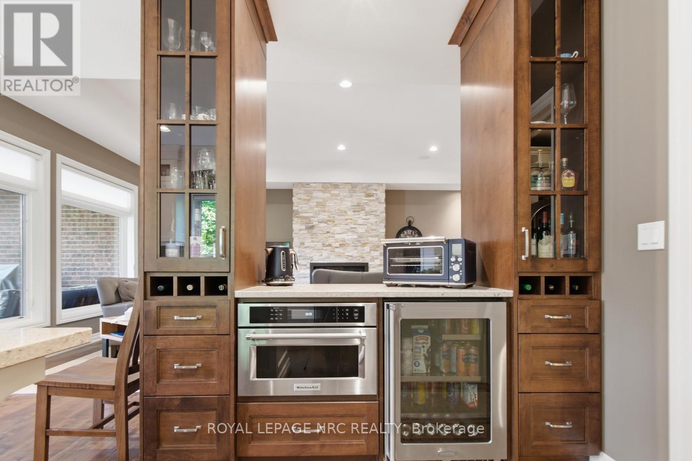 167 WELLAND ROAD - 24