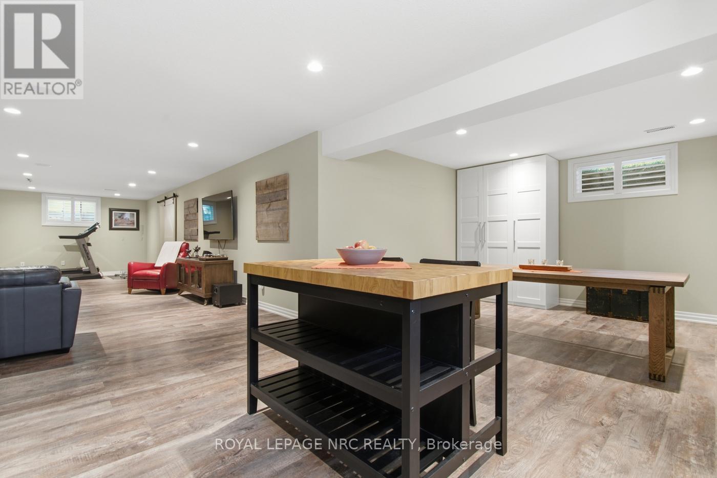 167 WELLAND ROAD - 33