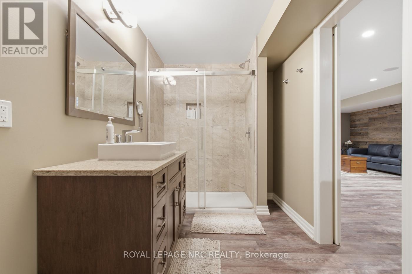 167 WELLAND ROAD - 39