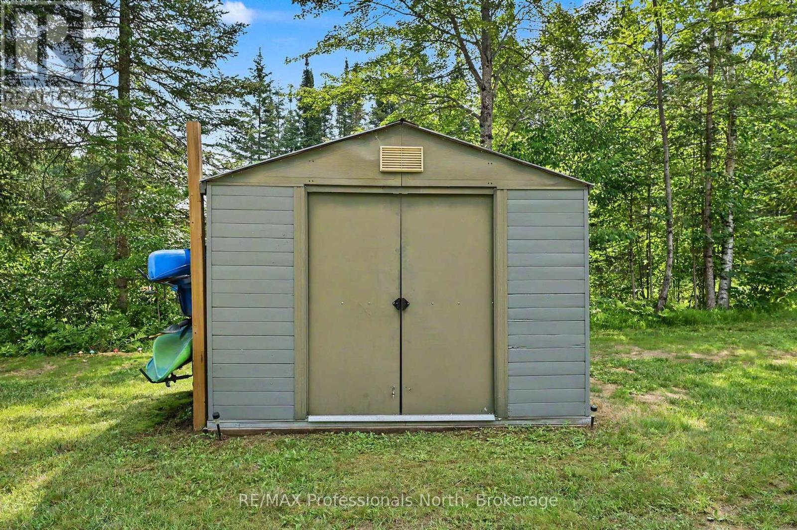 1034 ABLETT COURT - 39