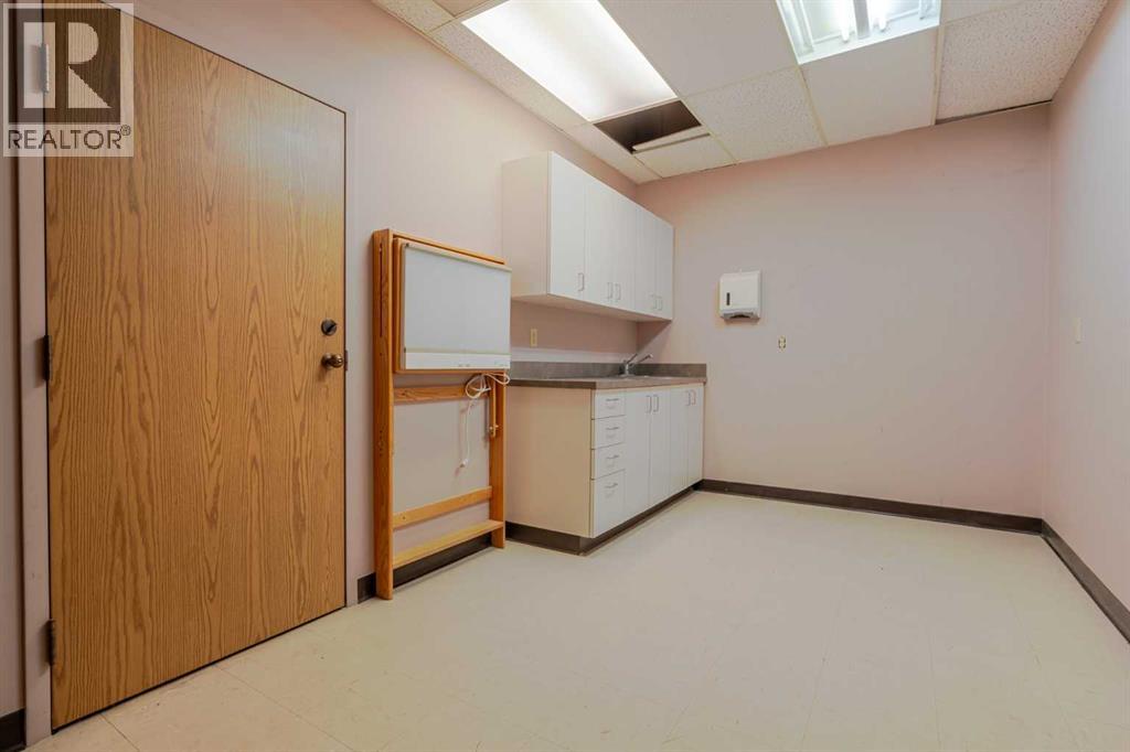40 Elizabeth Street - Photo 22