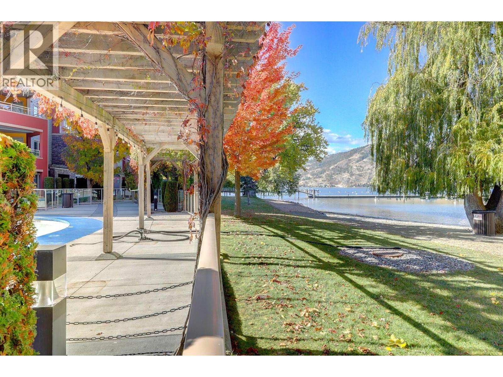 #1114 7343 Okanagan Landing Road - 40