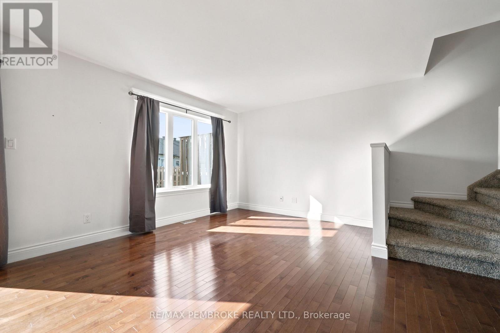 30 WINSTON AVENUE - 16