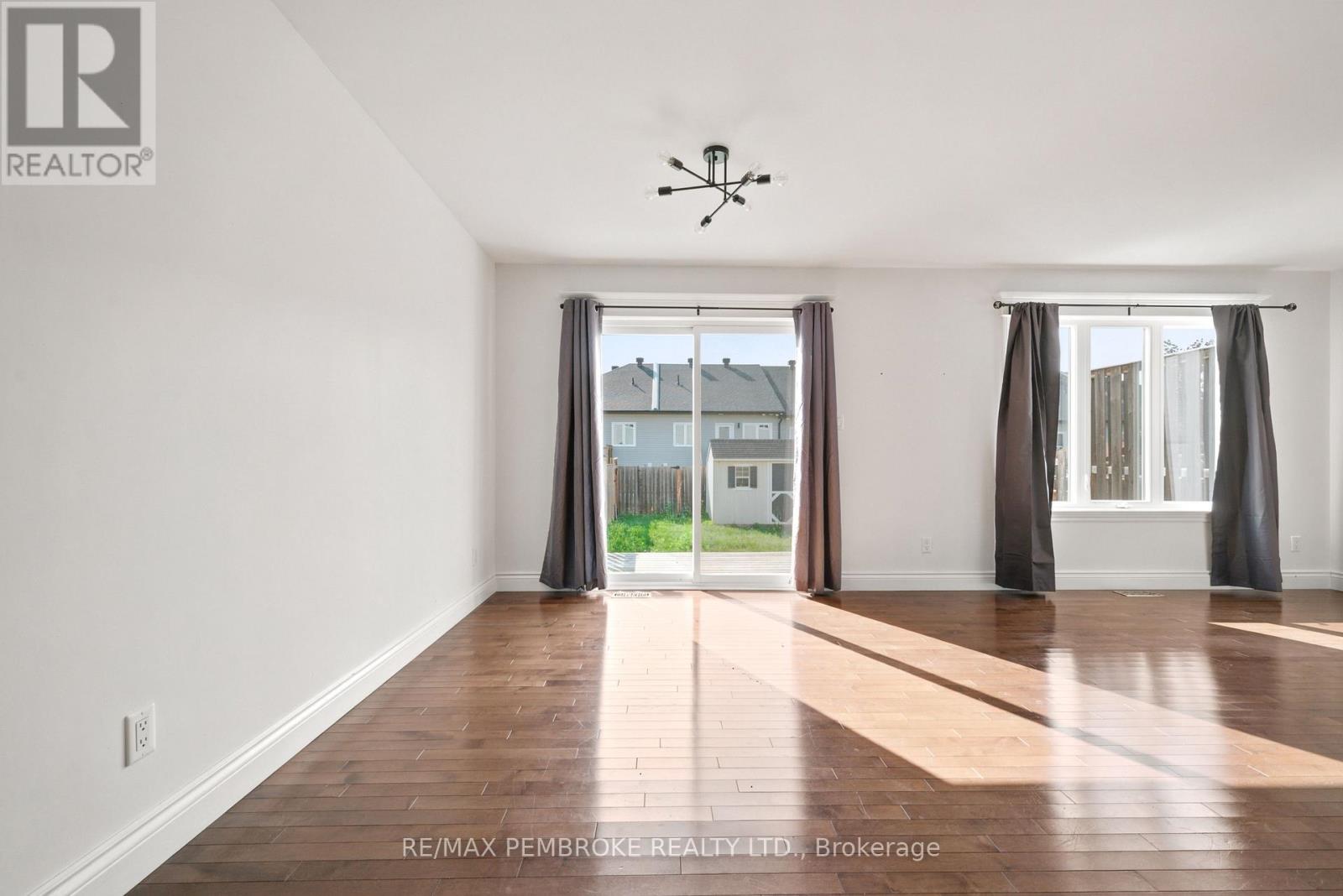 30 WINSTON AVENUE - 21