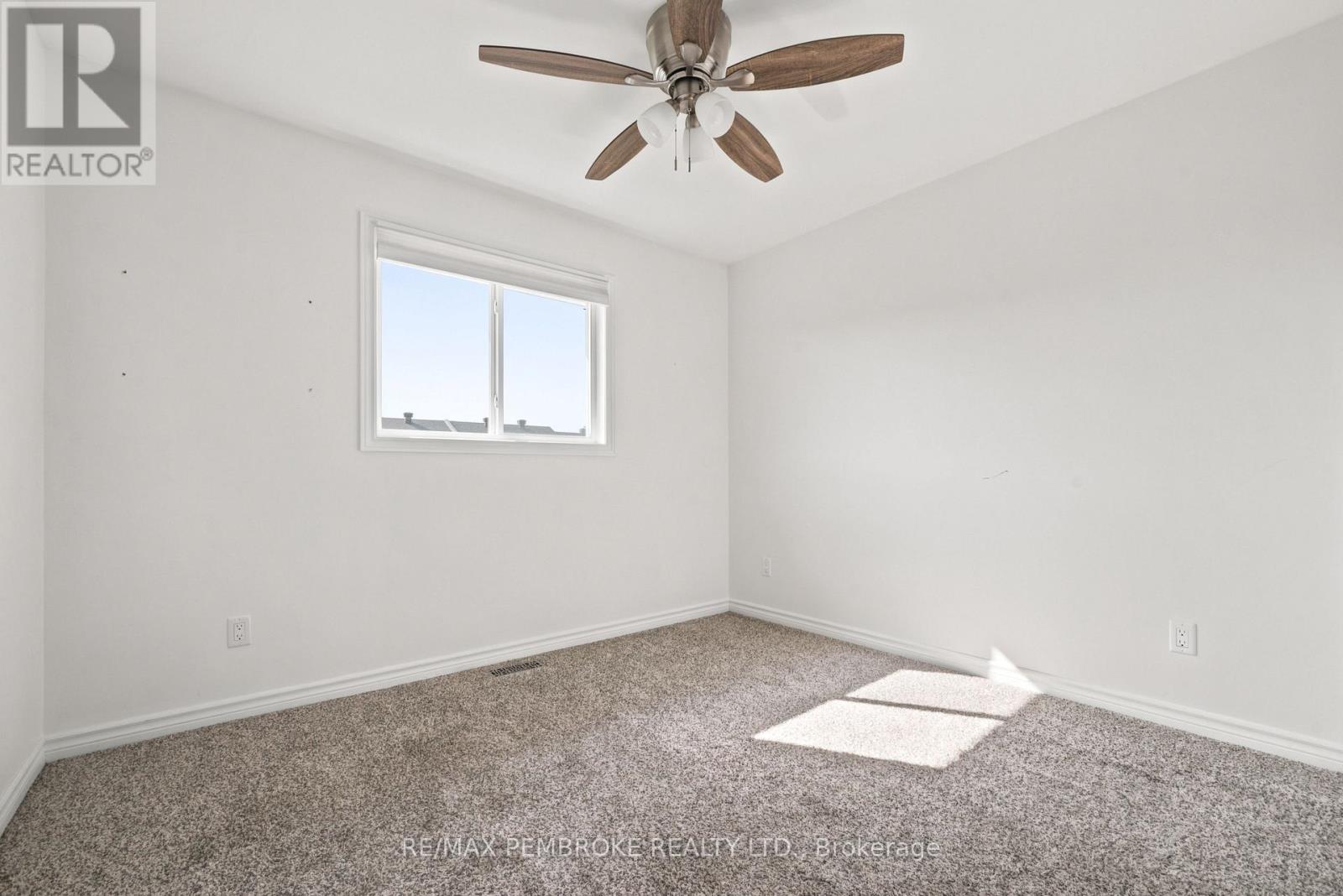 30 WINSTON AVENUE - 25