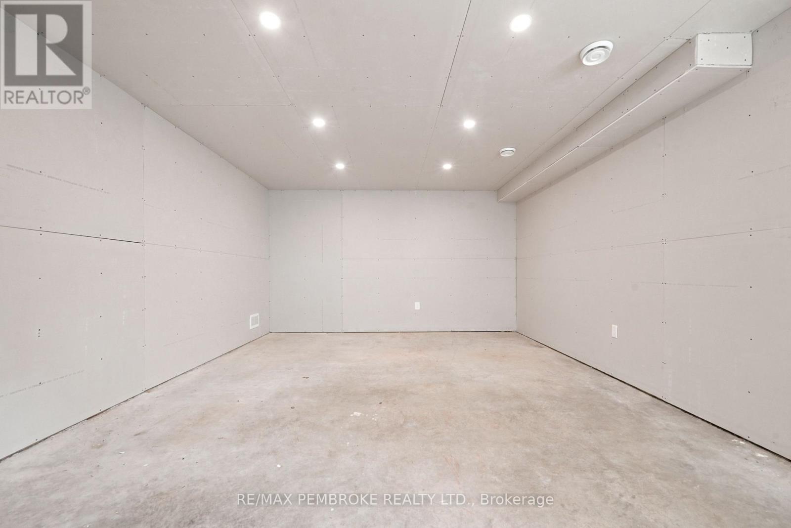 30 WINSTON AVENUE - 37