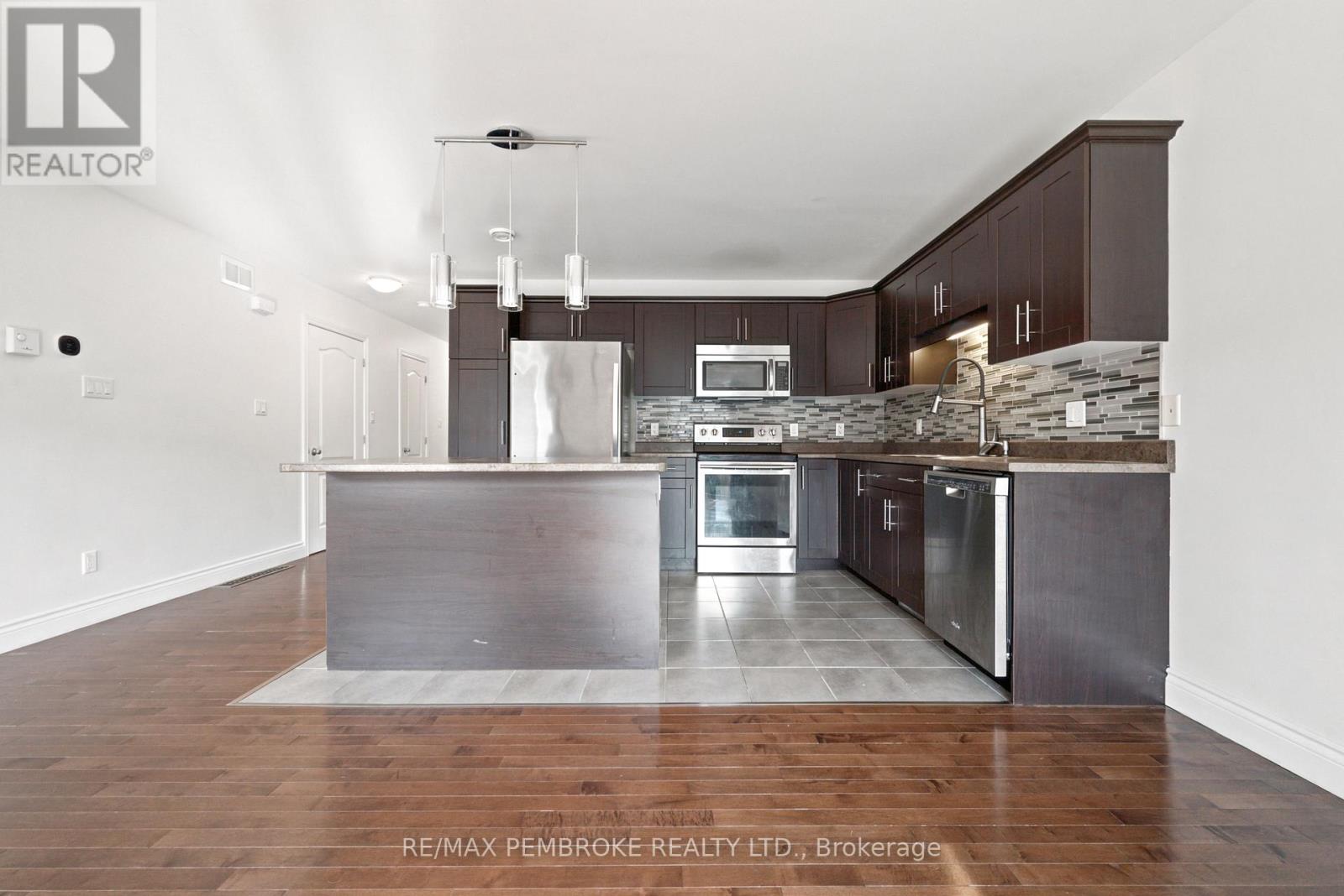 30 WINSTON AVENUE - 5