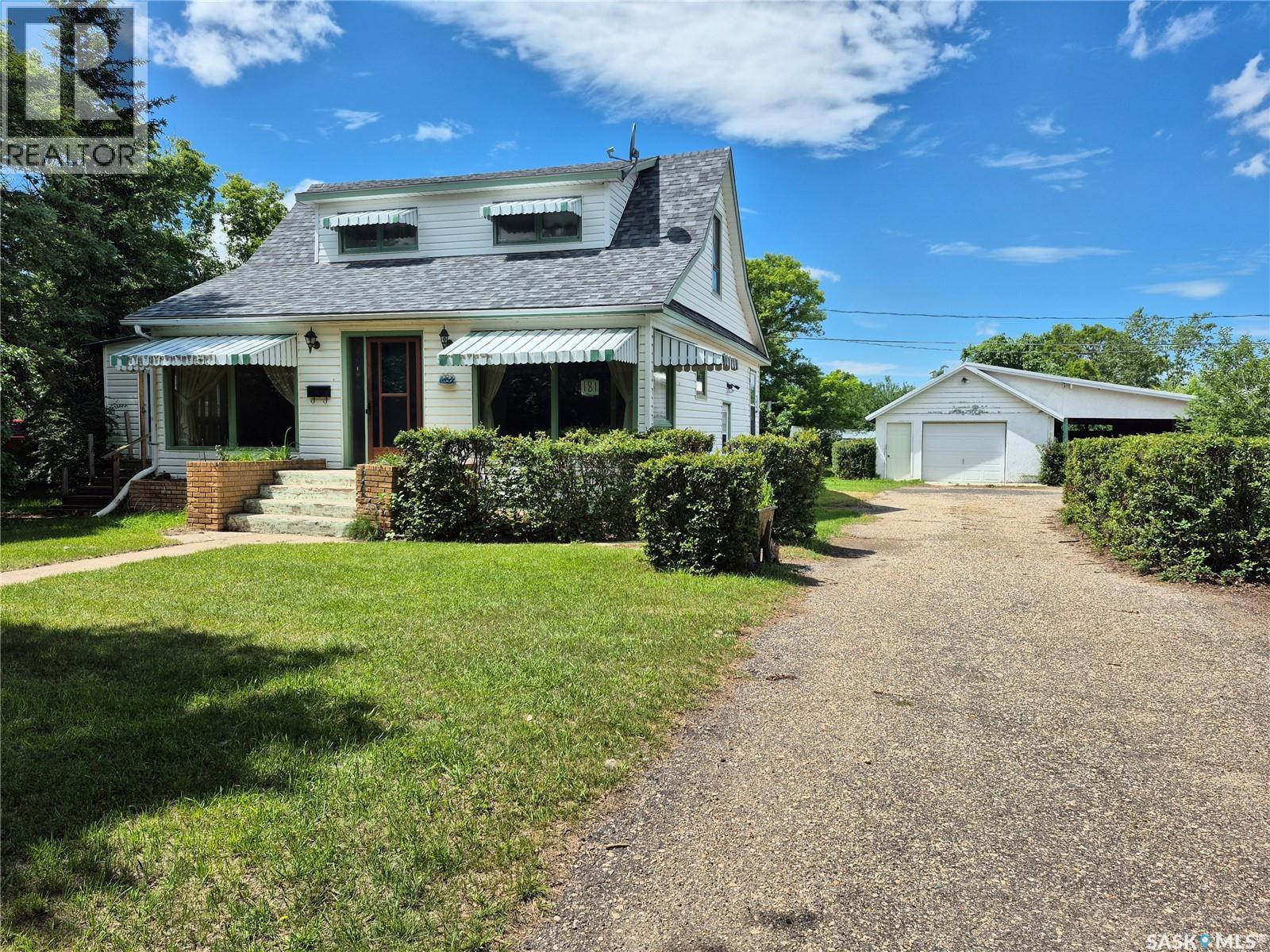 181 2nd STREET W - 1