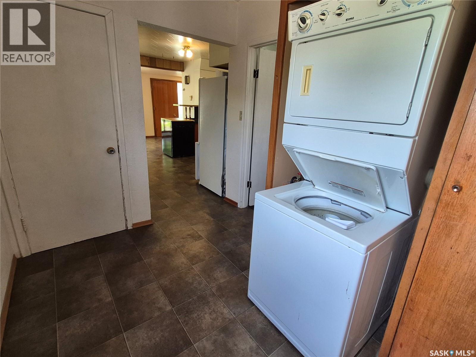 181 2nd STREET W - 10