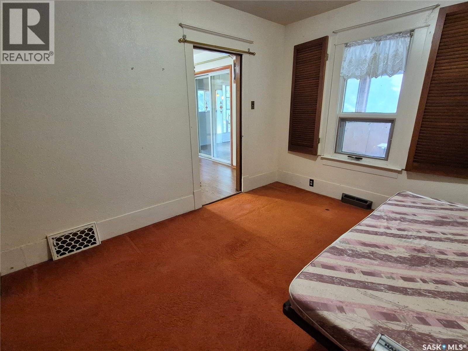 181 2nd STREET W - 13