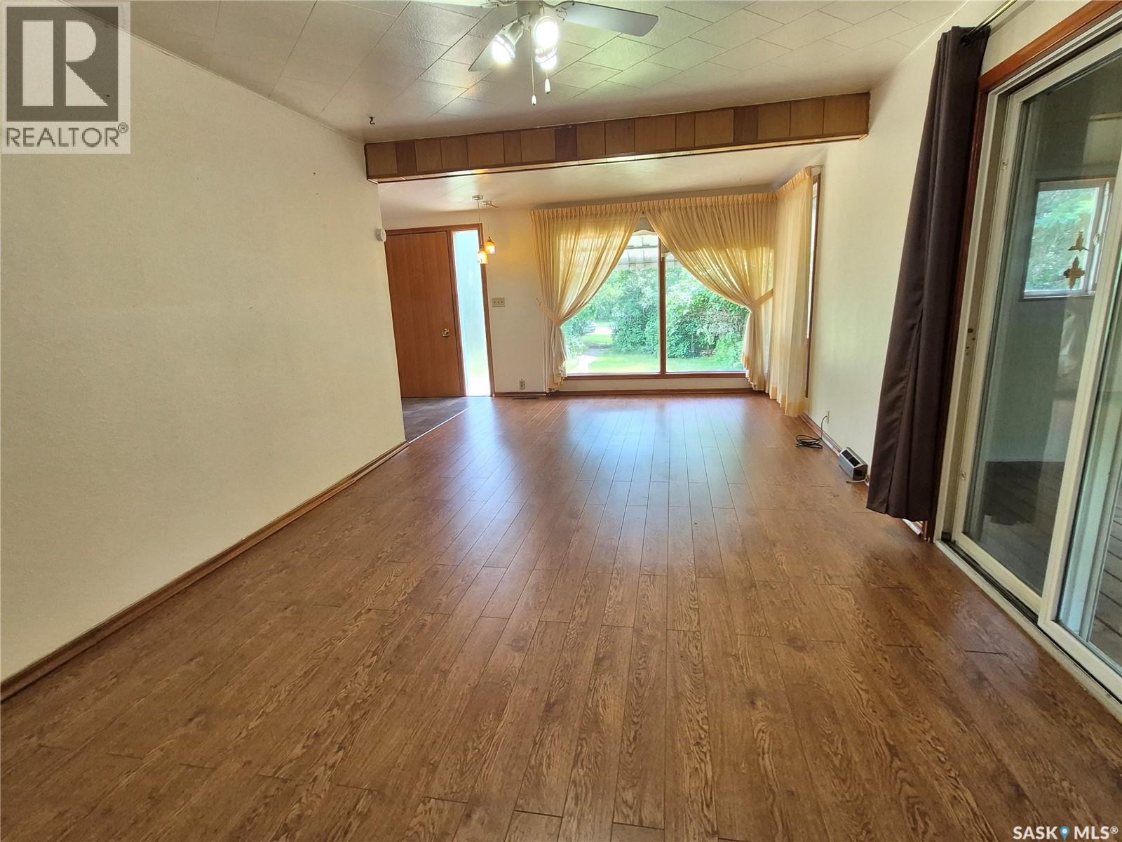 181 2nd STREET W - 6