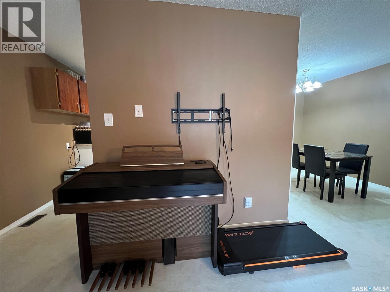 #410 510 Prairie AVENUE - 17