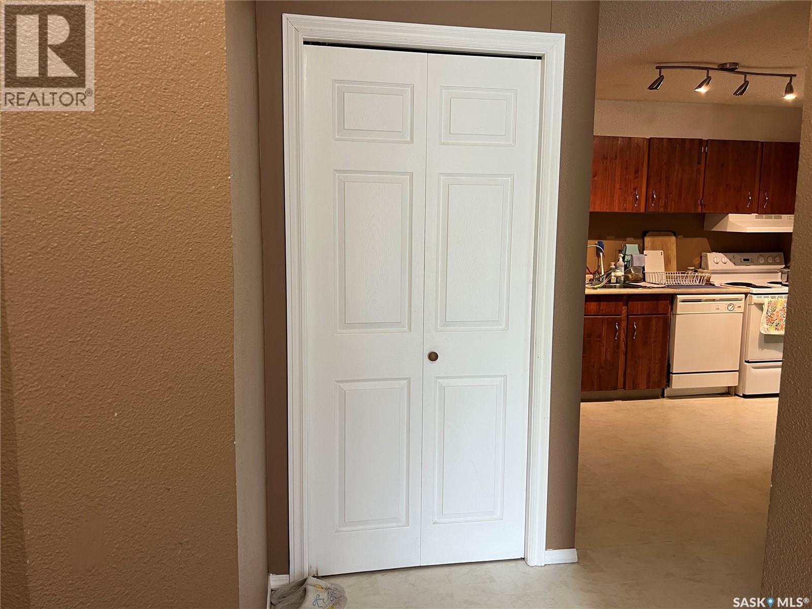 #410 510 Prairie AVENUE - 38