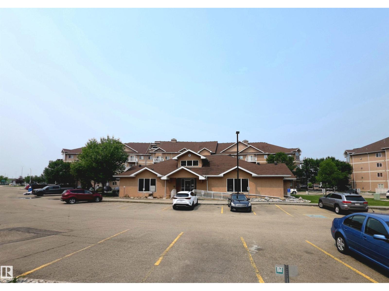 #104 4312 139 AV NW - 27