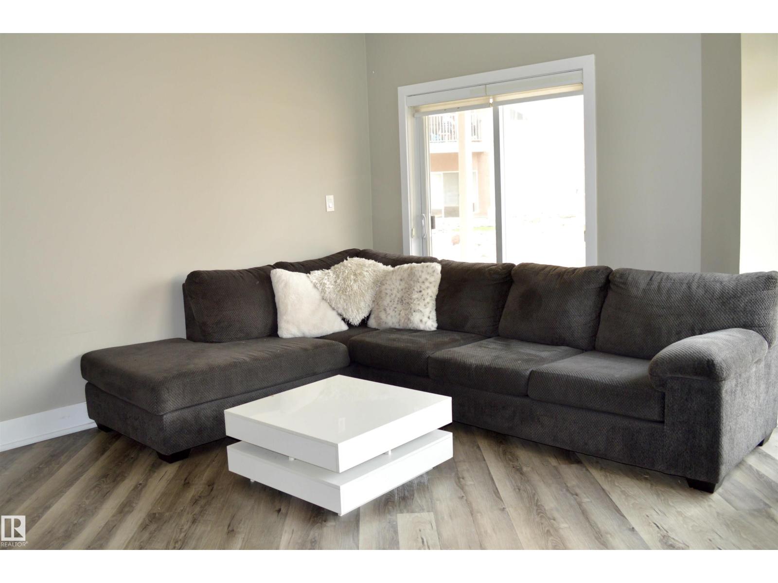 #104 4312 139 AV NW - 7