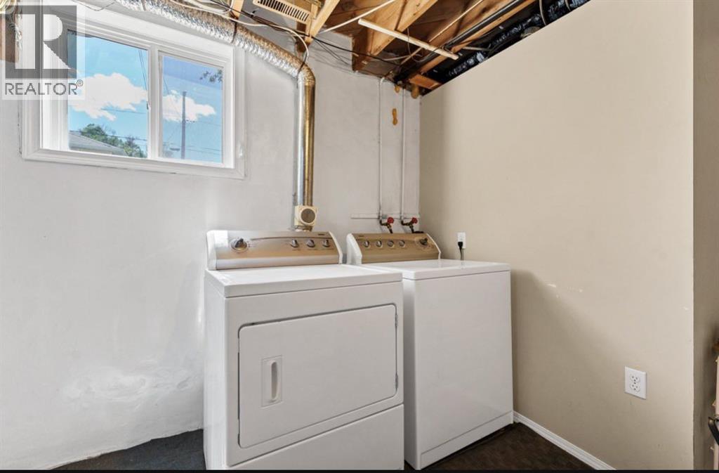 53 3 Street SW - 21