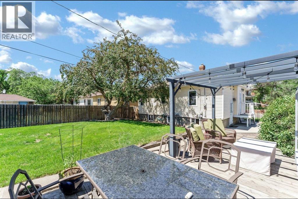 53 3 Street SW - 33