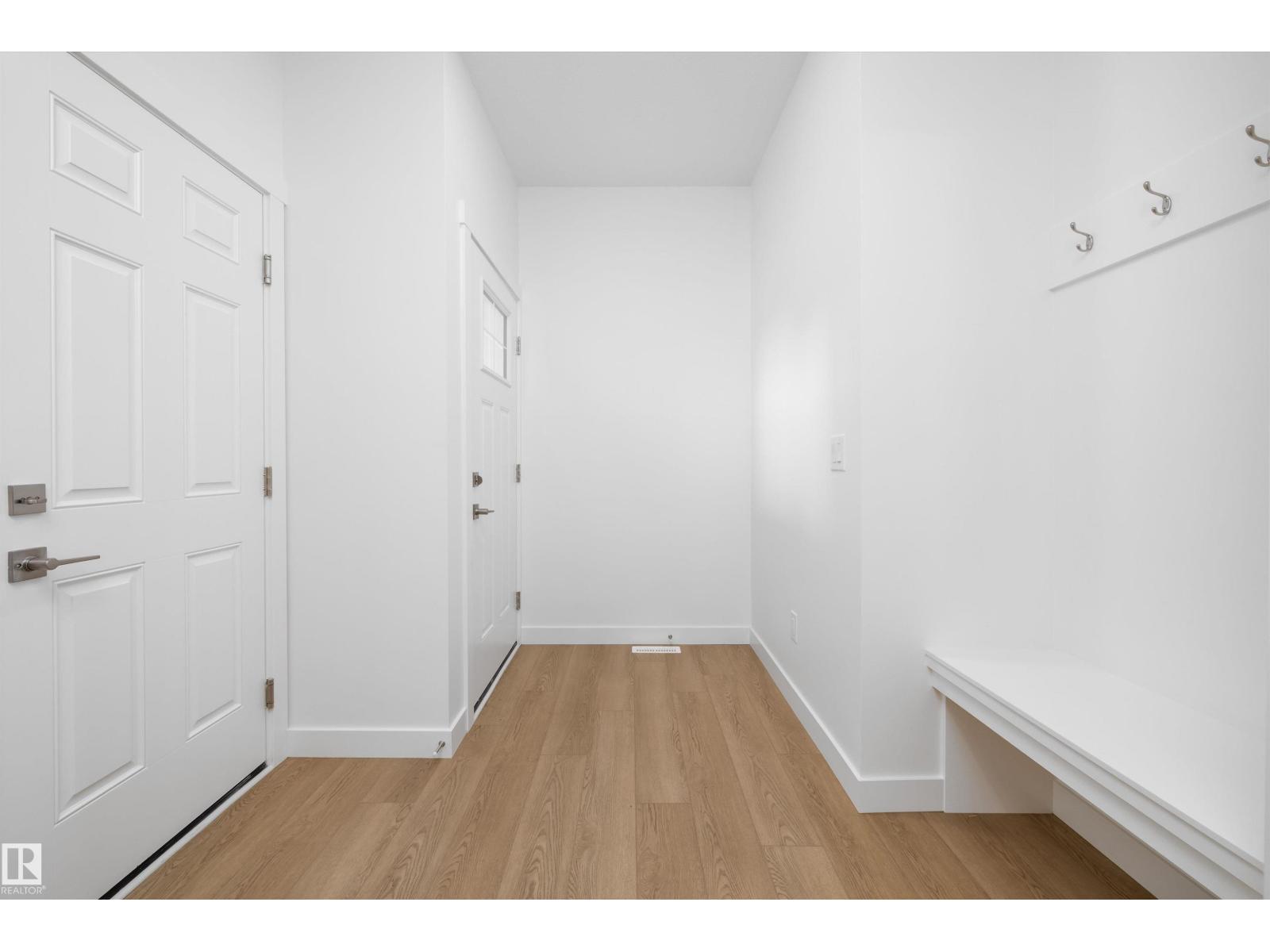 8632 183 AV NW - 3