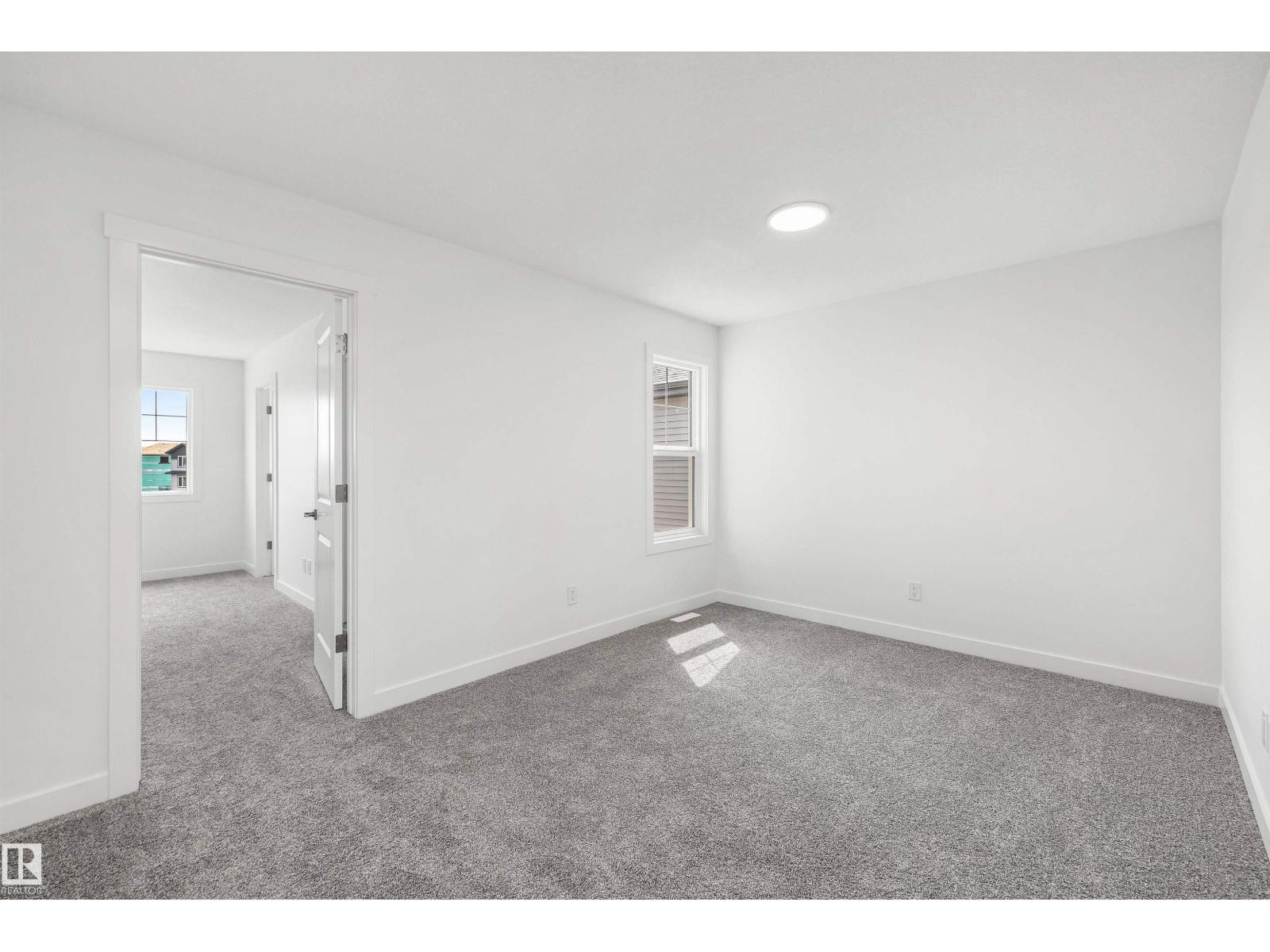 8632 183 AV NW - 21