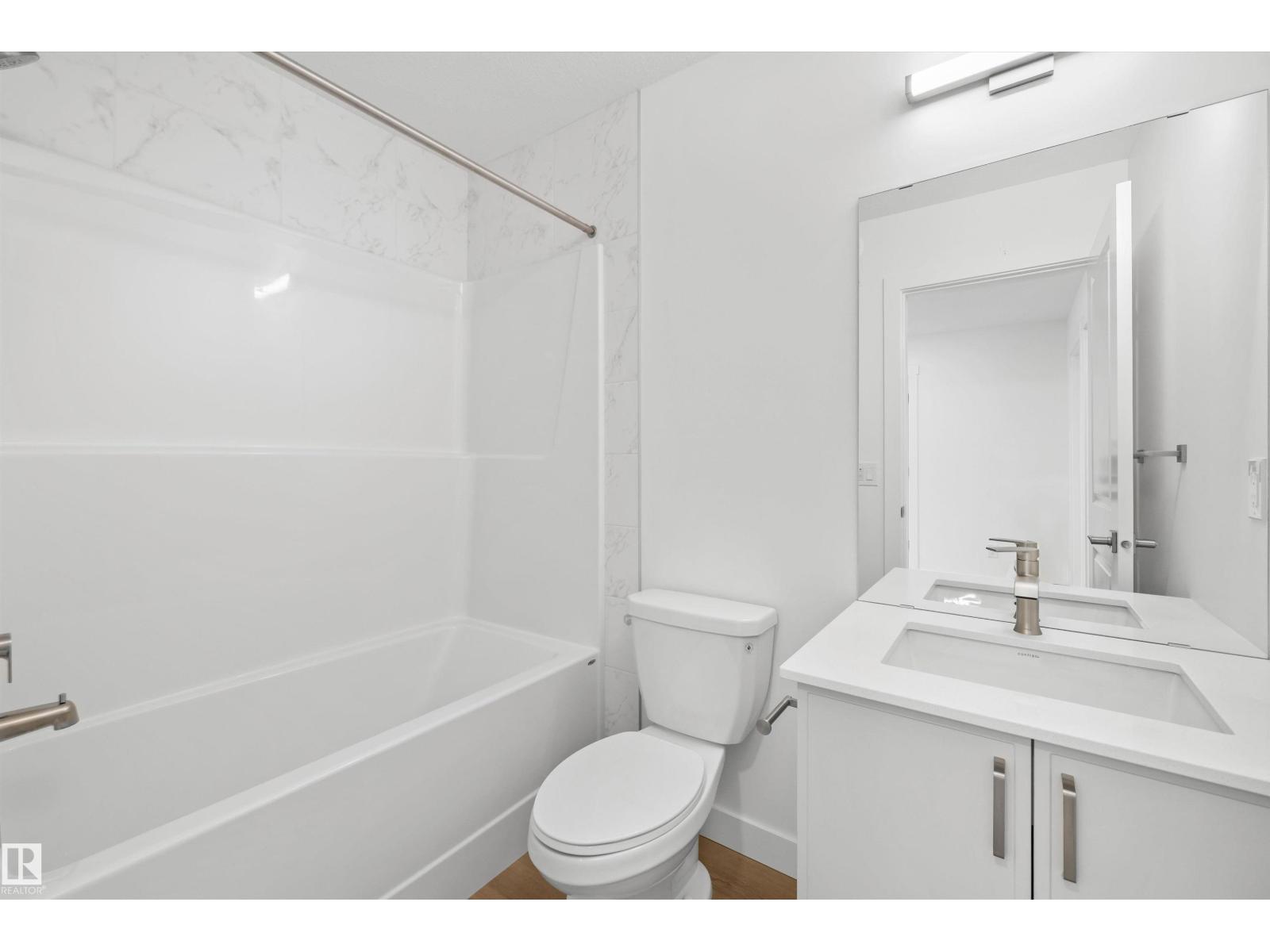 8632 183 AV NW - 29