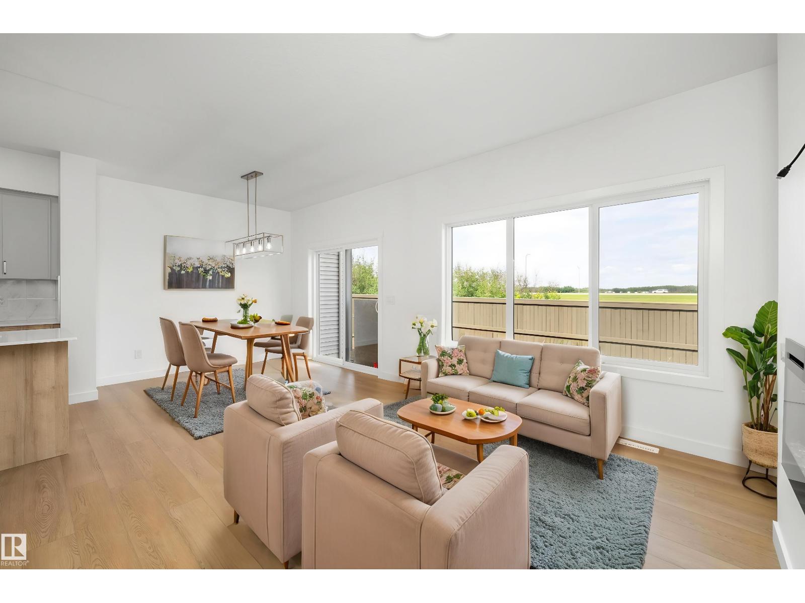 8632 183 AV NW - 20