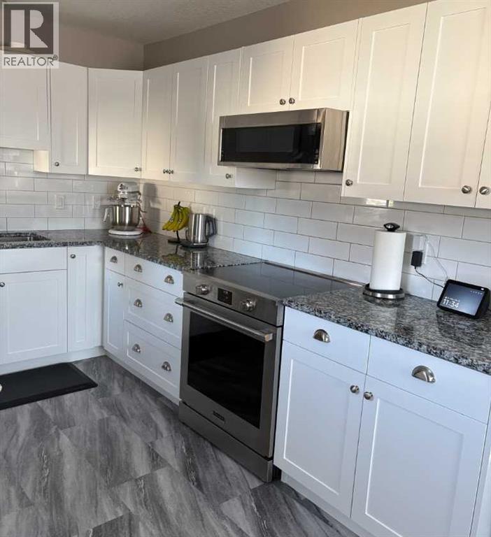 8322 101 Avenue - 13