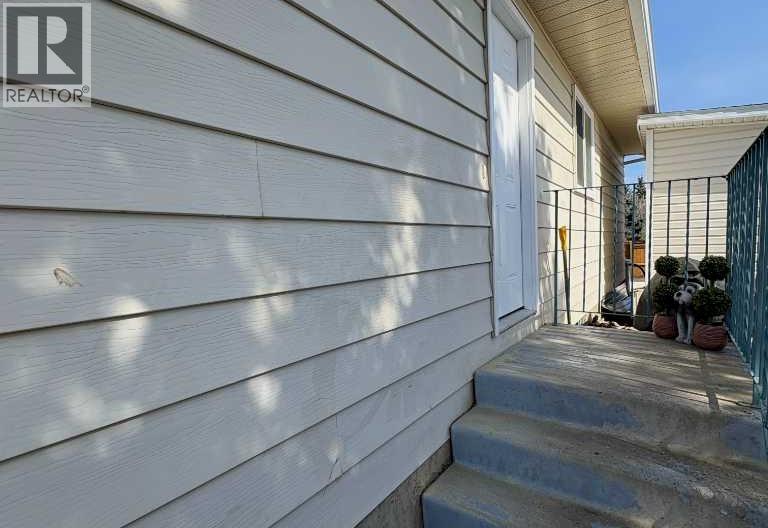 8322 101 Avenue - 34