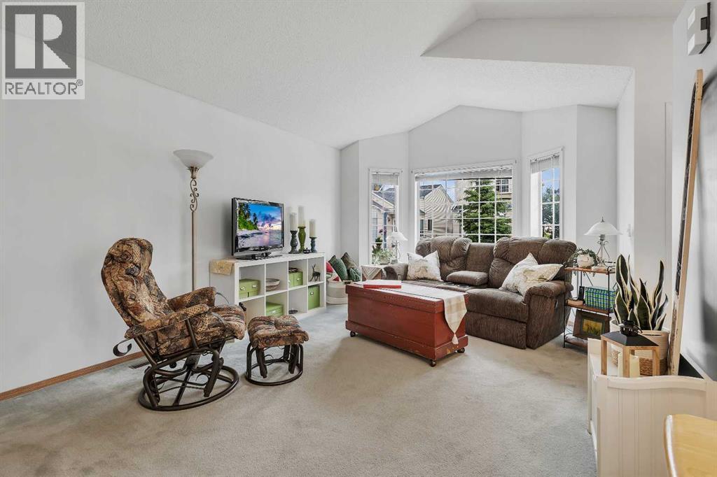 86 Coventry Lane NE - 5