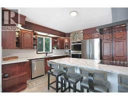 Foyer - 648 2nd Street E, Brooks, AB T1R0M9 Photo 10