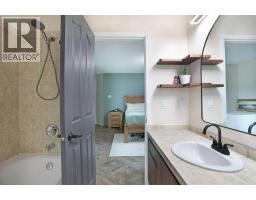 Laundry room - 648 2nd Street E, Brooks, AB T1R0M9 Photo 21