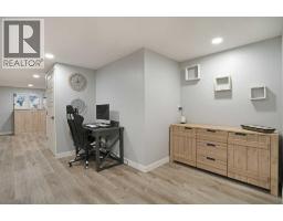 648 2nd Street E, Brooks, AB T1R0M9 Photo 44